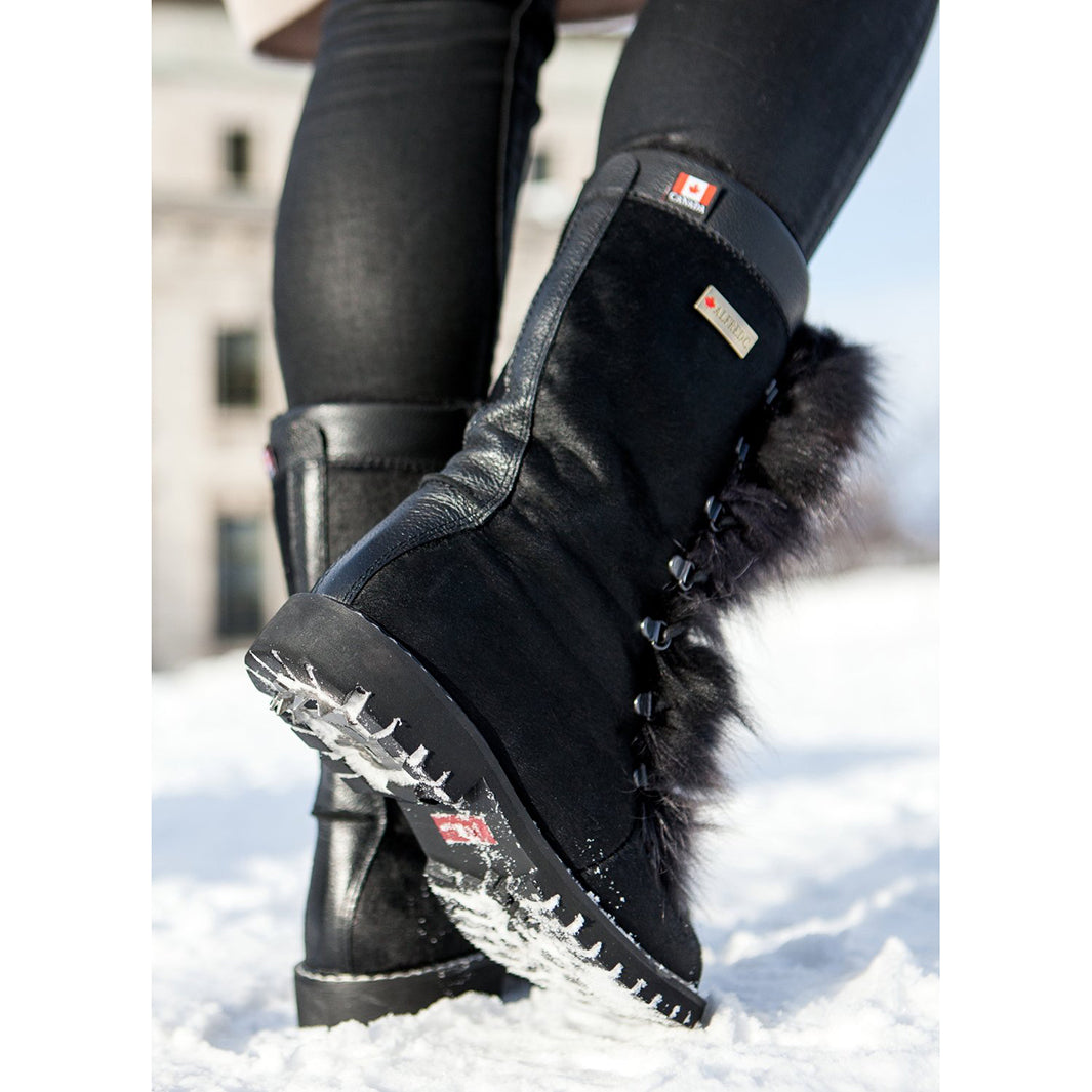 Women's Suede Winter Boot with Retractable Cleats - Black or Grey – Alfred  Cloutier