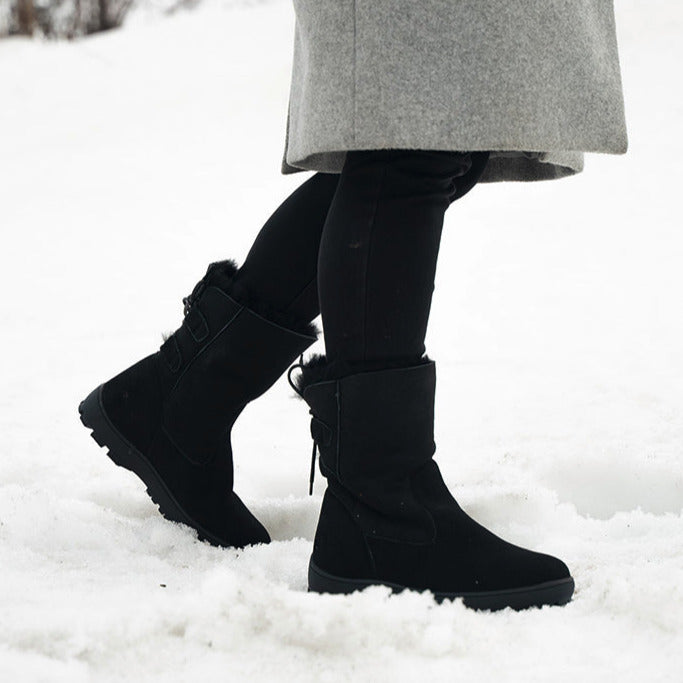 Women's Suede Winter Boot with Retractable Cleats - Black or Grey – Alfred  Cloutier